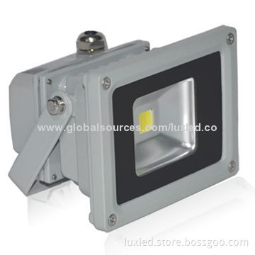 LED Floodlight with IP65 Waterproof Smart Shape and Easy Installation, 3-year Warranty